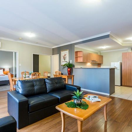 Mont Clare Boutique Apartments Perth Buitenkant foto