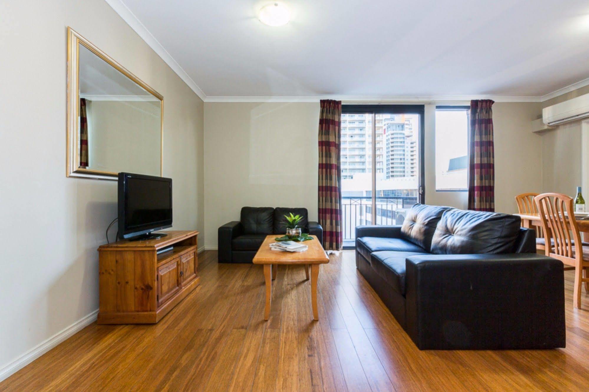 Mont Clare Boutique Apartments Perth Buitenkant foto